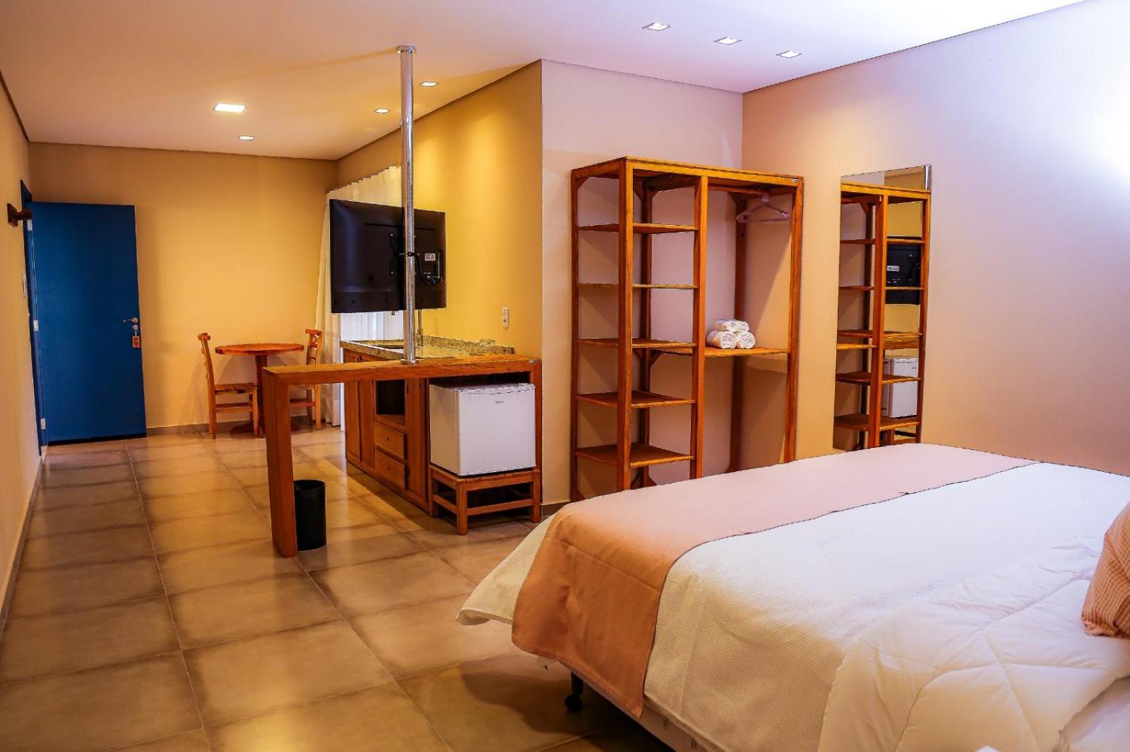 Quarto com Cama King-size